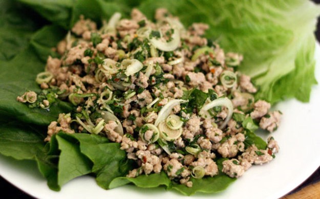 Kuchnia Laosu: Przepis na Larb